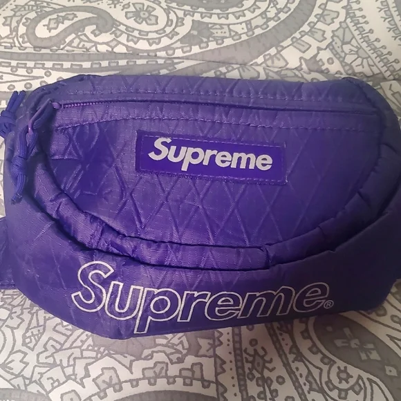 Supreme waist bag 💜 - Picture 1 of 6